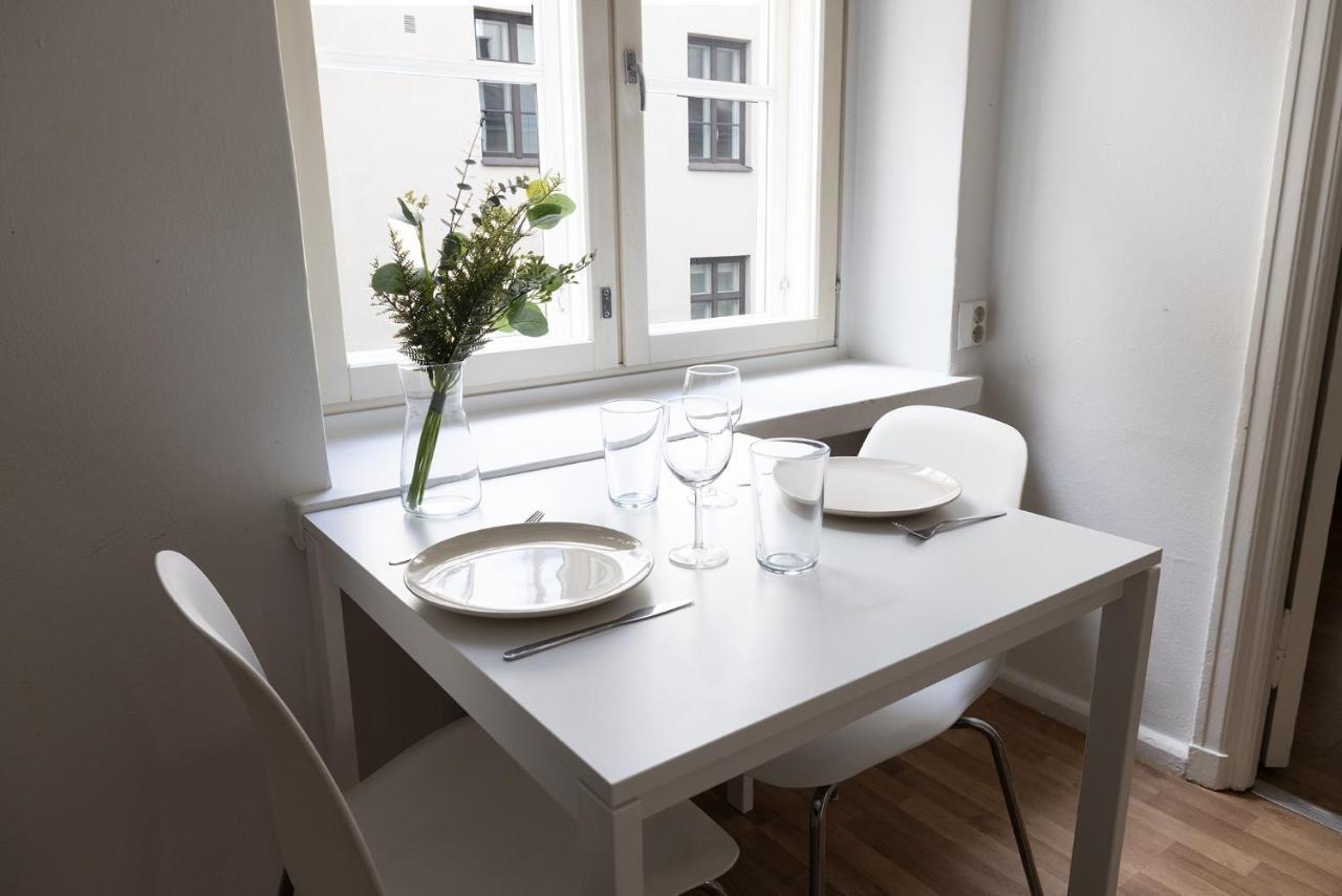 2Ndhomes Cozy And Quiet 2Br Apartment By The Esplanade Park เฮลซิงกิ ภายนอก รูปภาพ